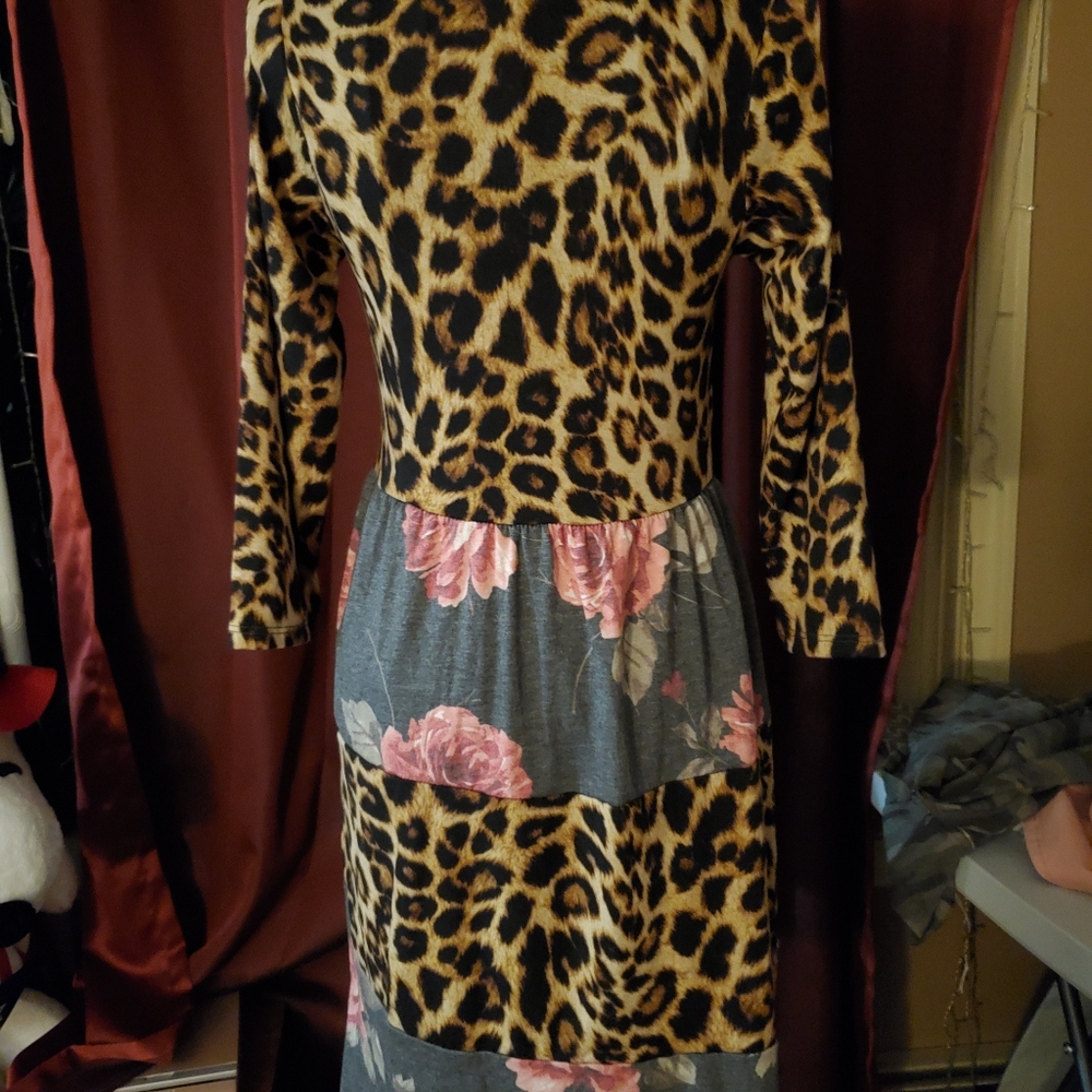 Bt M2D dress midi designed and sewn in California